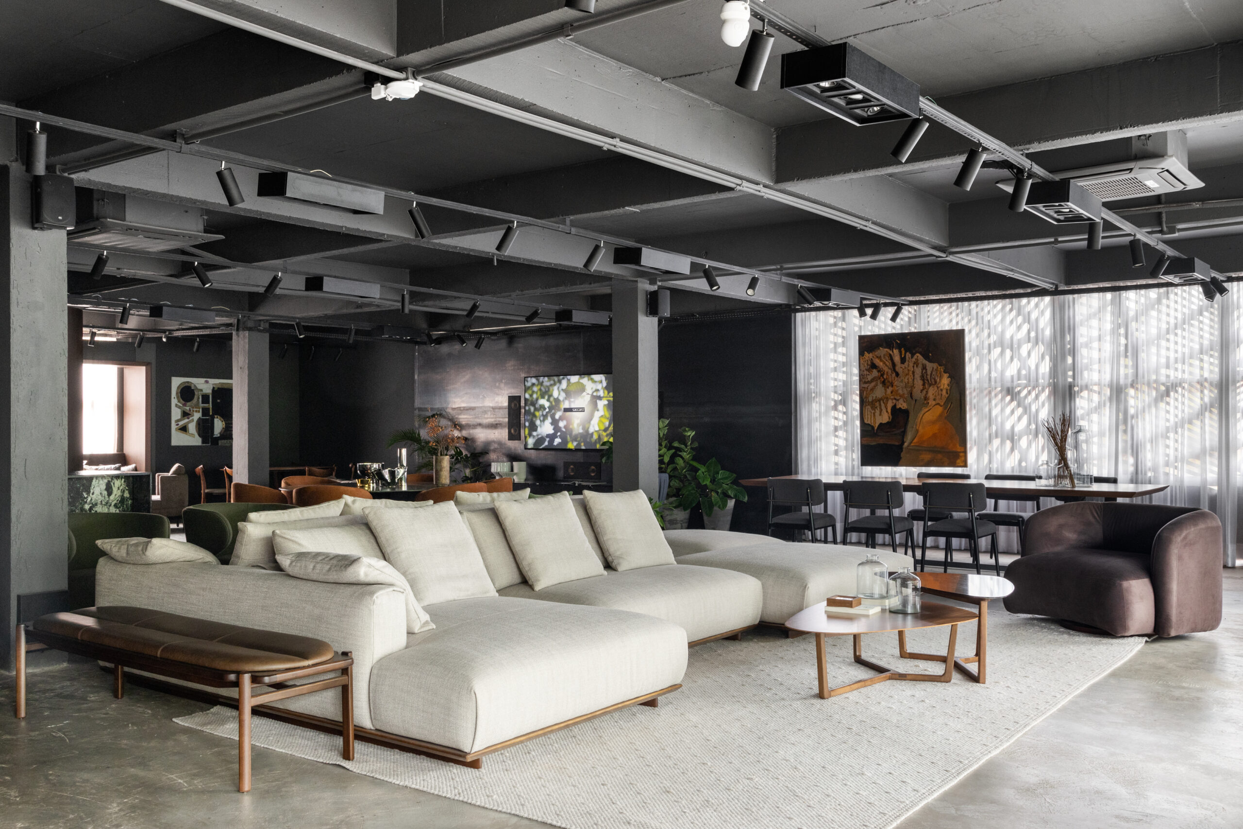 5I0A9715